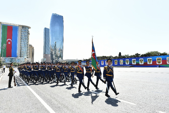 Sabah Bakının mərkəzi küçələrində hərbi yürüşlər təşkil olunacaq