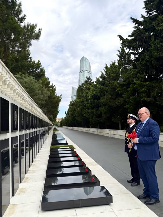 Səfir: Böyük Britaniya Azərbaycanla müdafiə sahəsində inkişaf edən əməkdaşlığı yüksək qiymətləndirir 