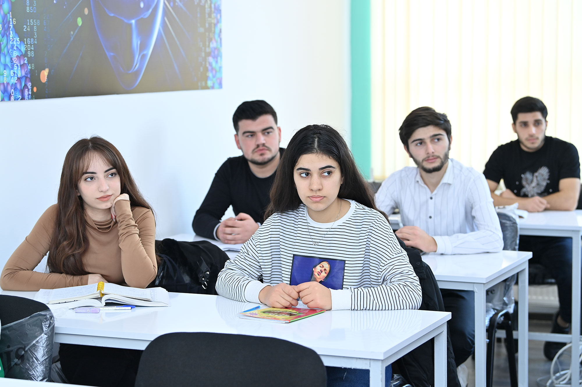 Tələbələrin yerdəyişməsi üzrə sənəd qəbuluna başlanılır