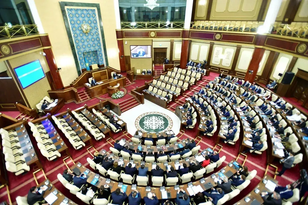 Qazaxıstanın yeni birpalatalı parlamentinə seçkilər avqustda keçiriləcək