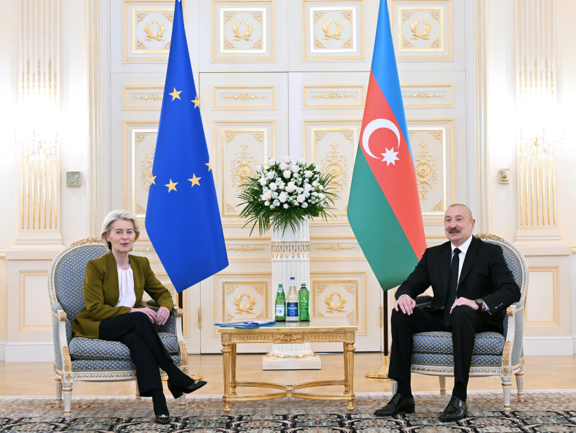 İlham Əliyev və Avropa Komissiyasının Prezidentinin mətbuata bəyanatlarla çıxışı - CANLI