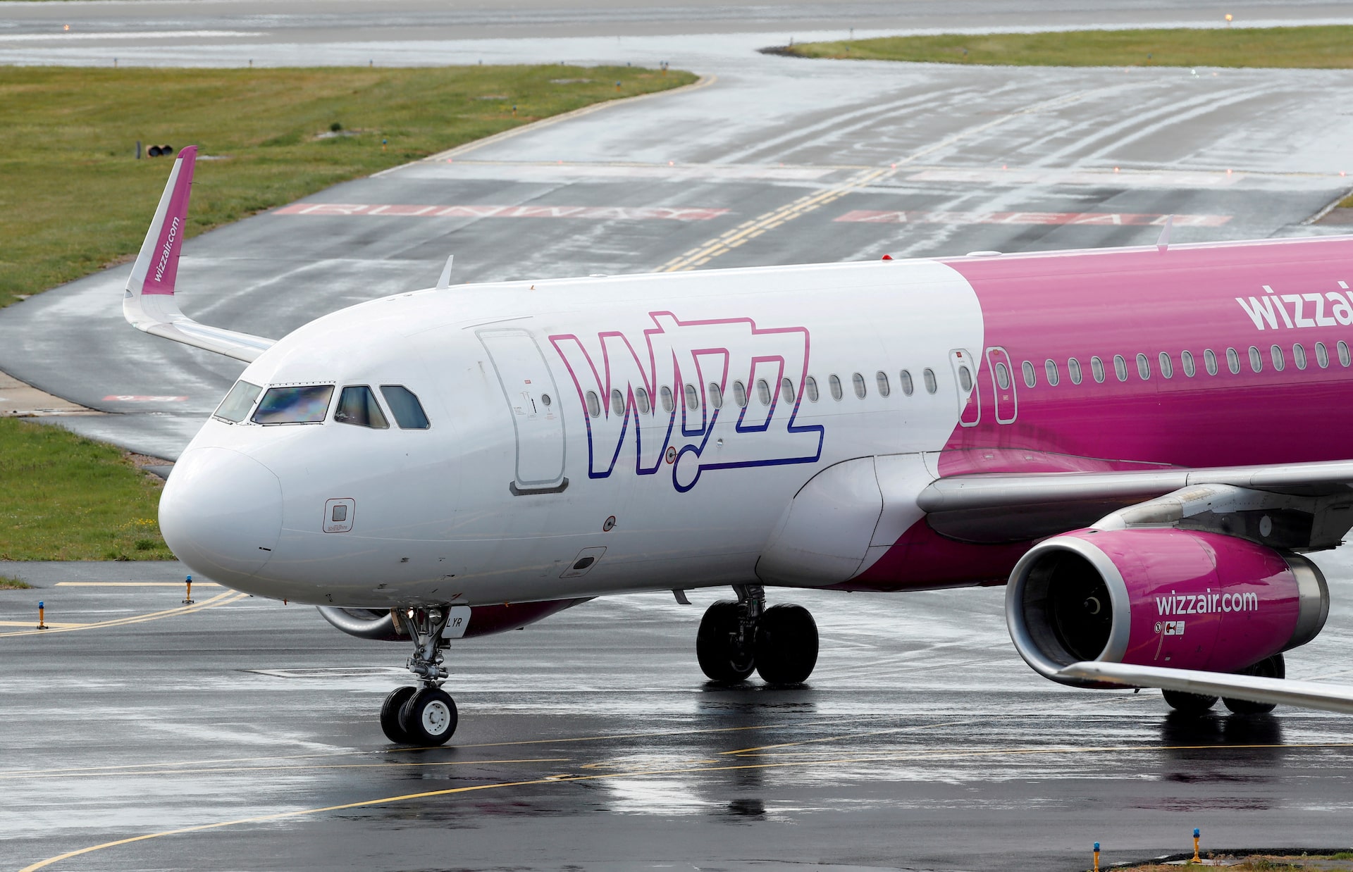 “Wizz Air” Bakıdan Bratislavaya birbaşa uçuşlar həyata keçirəcək: Qiymətlər 43 dollardan başlayır