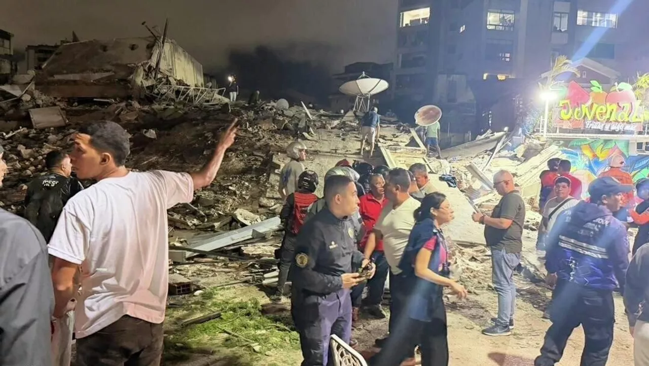 Venesuela hakimiyyəti zəlzələ qurbanlarını kütləvi məzarlıqlarda dəfn etməyəcək