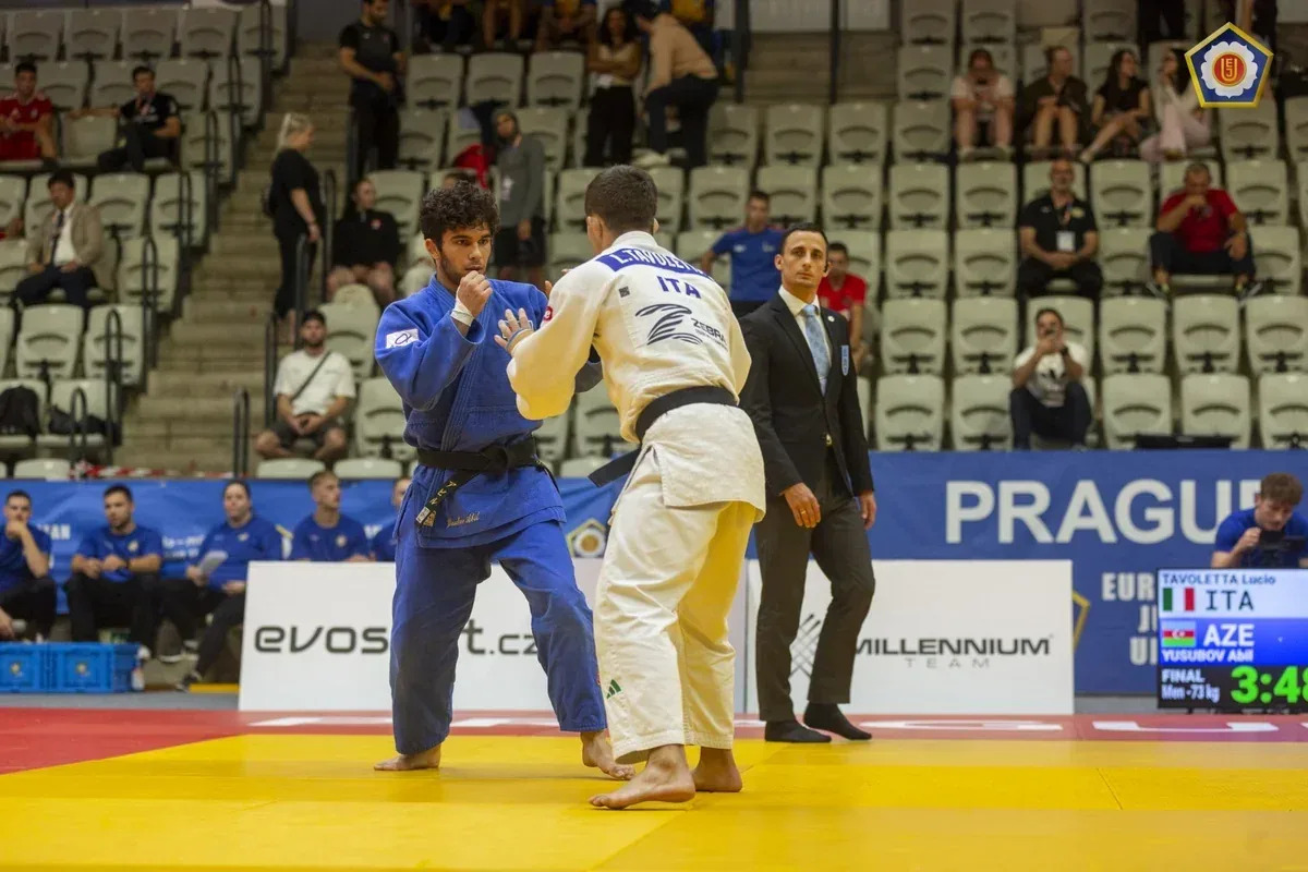 Azərbaycan millisi gümüş medal qazanıb