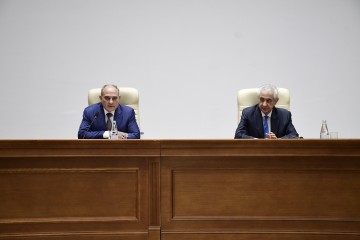 Yeni Azərbaycan Partiyasının İdarə Heyətinin iclası keçirilib
