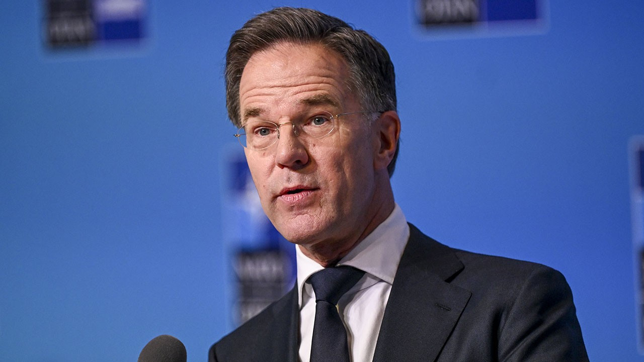 Rutte NATO-nun İranla müharibədə iştirakını istisna etməyib