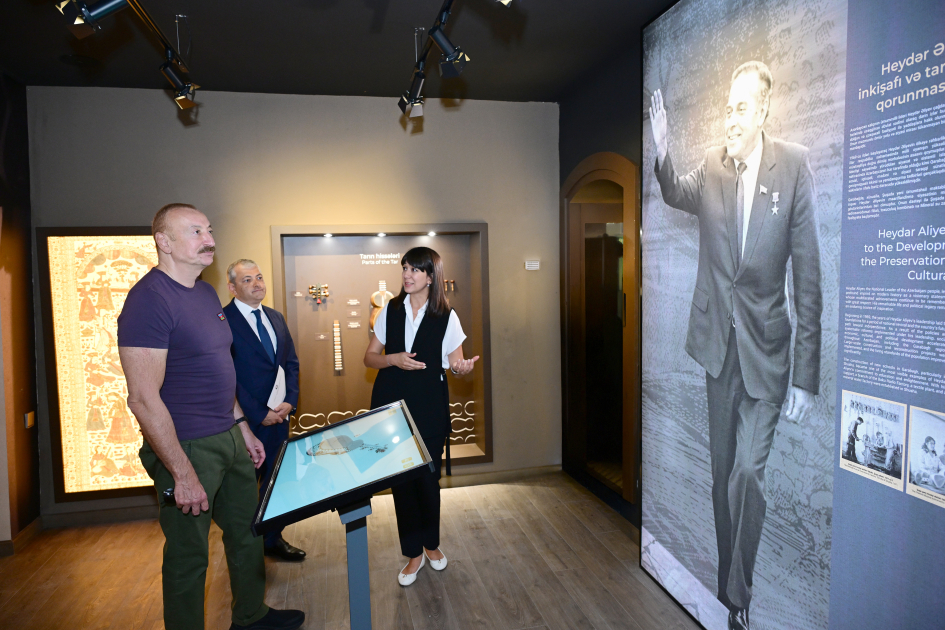 İlham Əliyev Şuşada "Sadıqcanın evi"nin bərpadan sonra açılışında iştirak edib