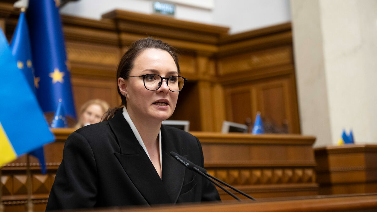 Yuliya Sviridenko istefa ərizəsini Ukrayna Ali Radasına təqdim edib