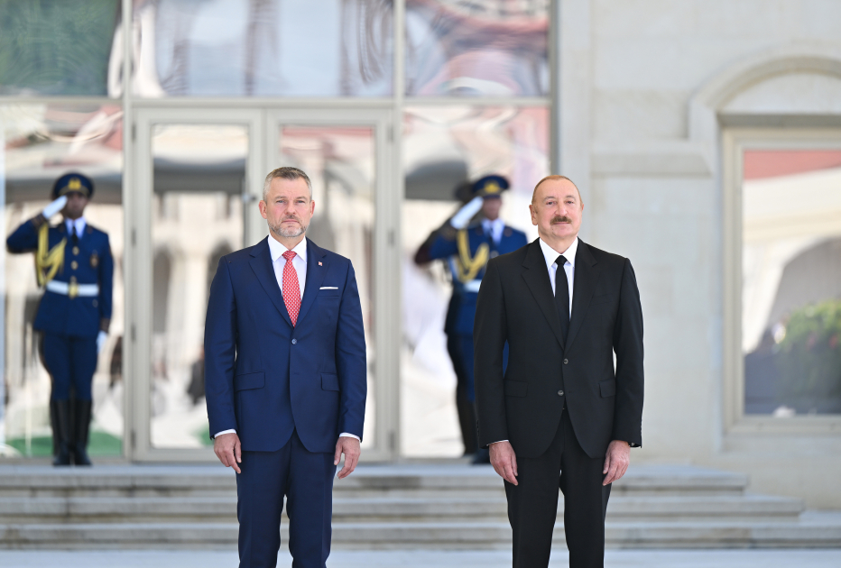 Azərbaycan və Slovakiya prezidentləri mətbuata bəyanatlarla çıxış ediblər - YENİLƏNİB