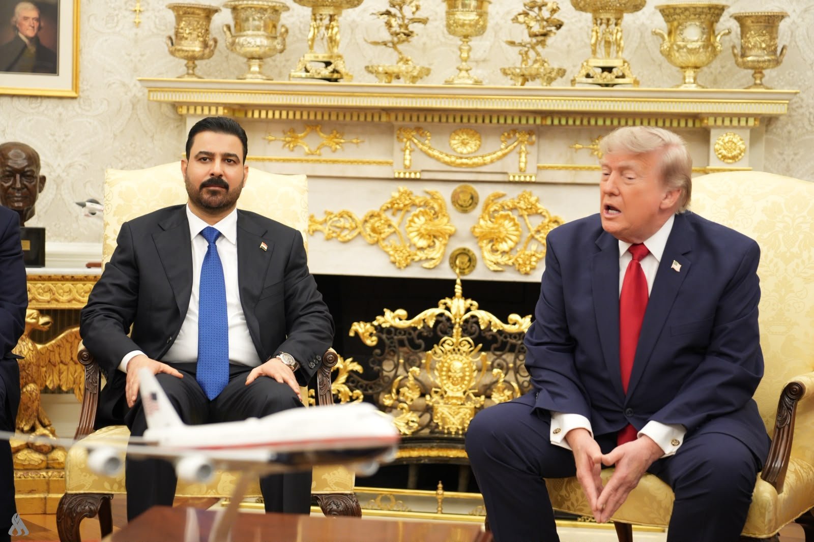 Donald Tramp Hörmüz boğazında rüsum tətbiqi ideyasından imtina edib