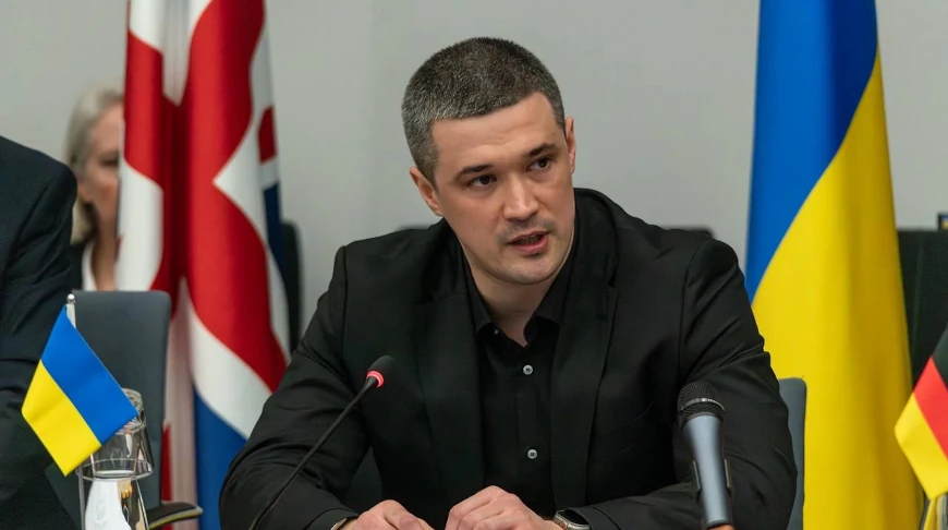 Ukraynanın müdafiə naziri istefa verib