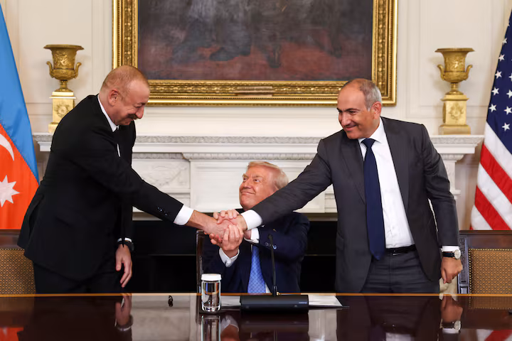 Reuters: Azərbaycan və Ermənistan arasında real sülh var, lakin yekun saziş konstitusiya dəyişikliyindən asılıdır