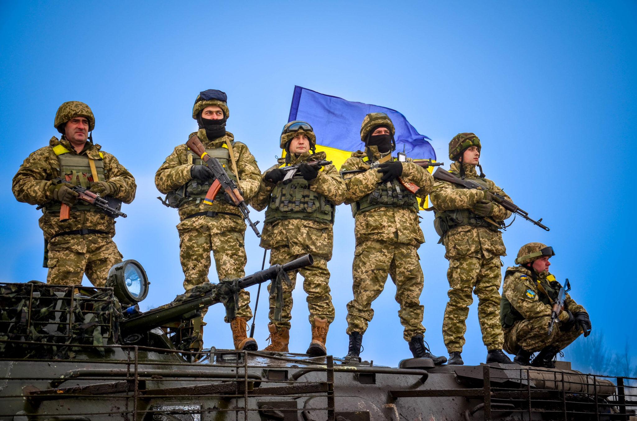 Ukrayna Prezidenti hərbi vəziyyət və səfərbərliyin müddətini 90 gün uzadıb