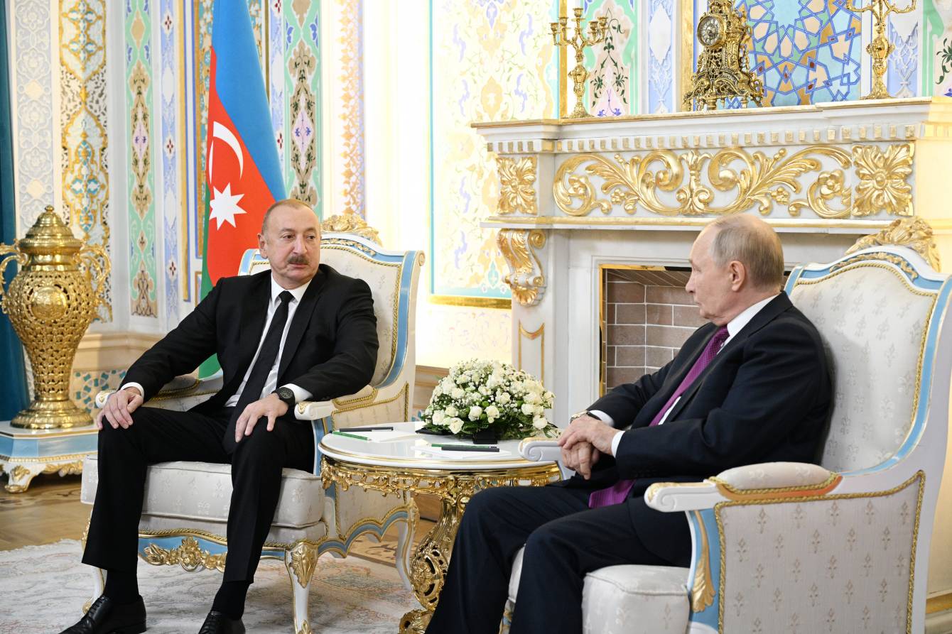 İlham Əliyev və Putin arasında telefon danışığı olub -  YENİLƏNİB