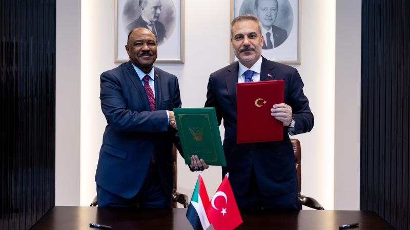 Hakan Fidan sudanlı həmkarı Ankarada görüşüb