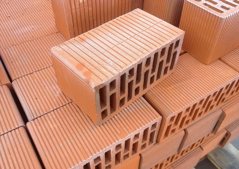 Tikinti kərpiclərinin istehsalı artıb