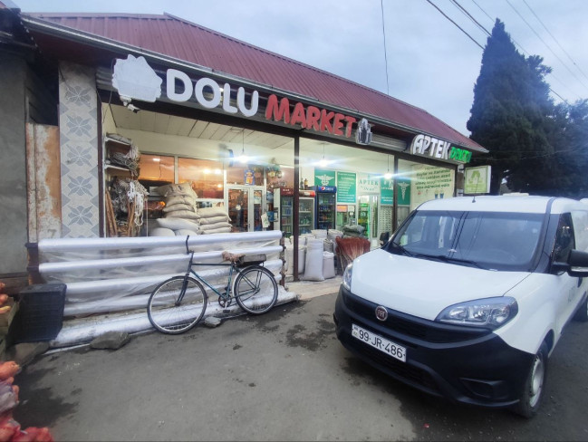 Astarada “Dolu” marketdə istehlaka yararsız məhsullar aşkarlanıb